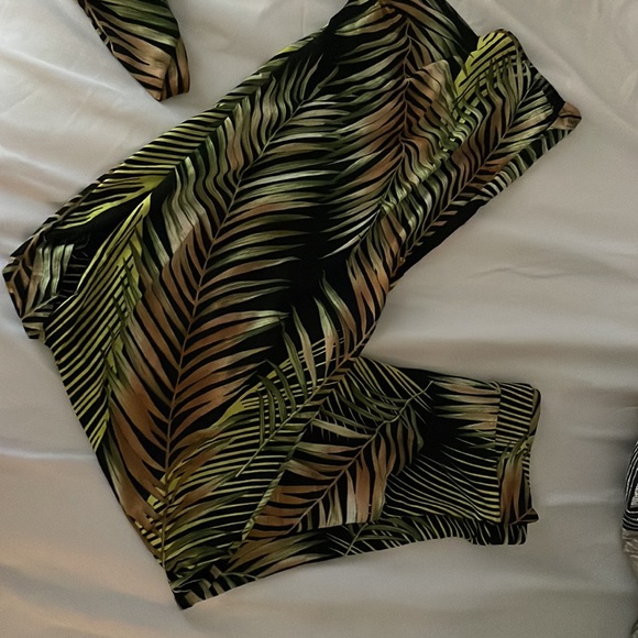 COPY - Tropical Two piece Set - Picture 3 of 5